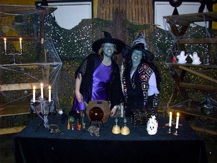 2005-Halloween10.jpg
