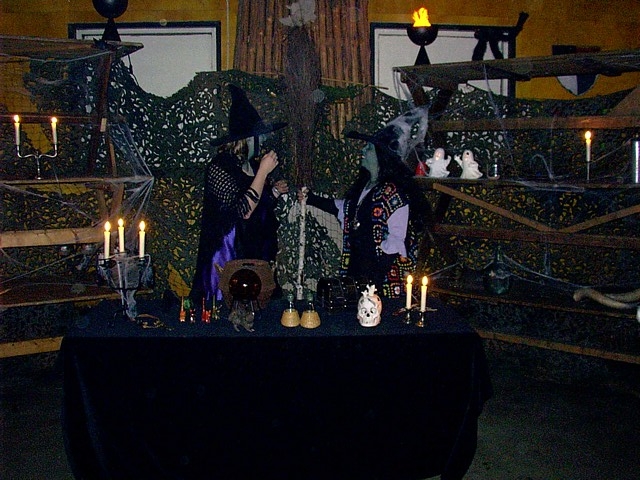2005_Halloween12.jpg